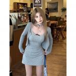 MTMM Váy 2 dây đầm body 2 dây Hot Girl Dress Mùa hè Phong cách mới Váy Cardigan thiết kế eo hẹp Váy hông